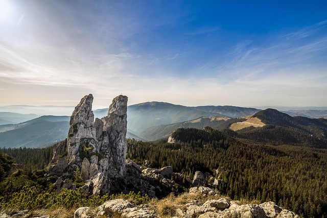 Explorando a Deslumbrante Romênia: Um Guia Completo para Sua Próxima Seguro Viagem Romênia 🇷🇴✈️