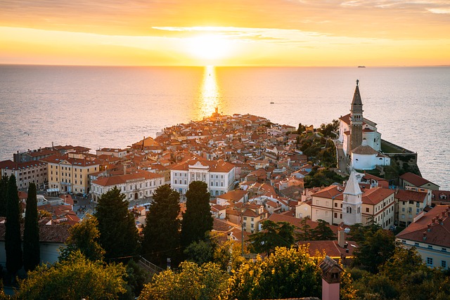 Seguro viagem para Costa Adriática: Sua proteção em um paraíso italiano